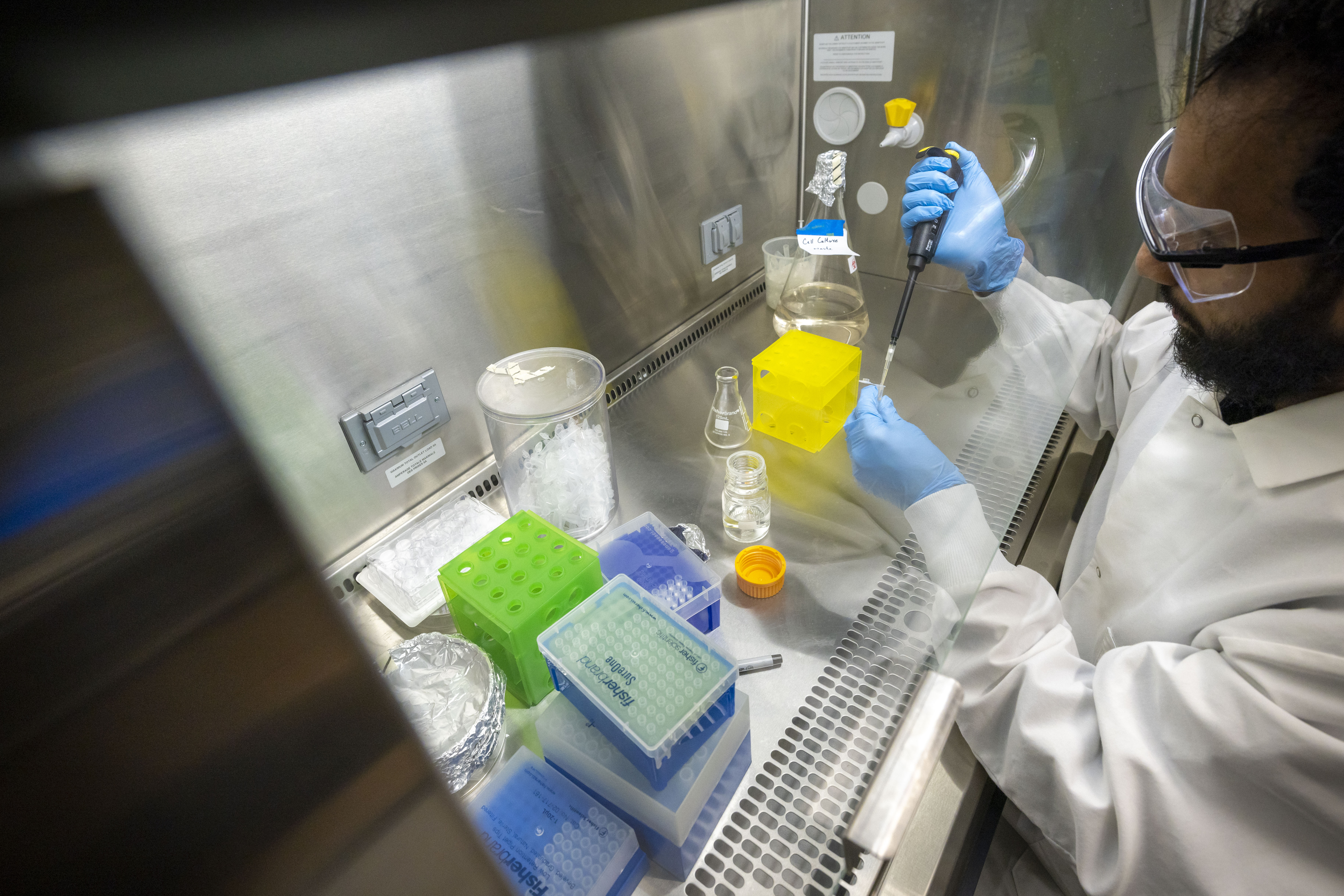 Mosharraf Hossain, a doctoral student in Applied Science, works in the Ba.M.M. Lab. (Photo by Timothy Sofranko)